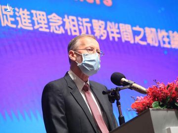 Ông Brent Christensen tại diễn đàn do AIT tổ chức ngày 4/9 tại Đài Loan. Ảnh: Reuters.