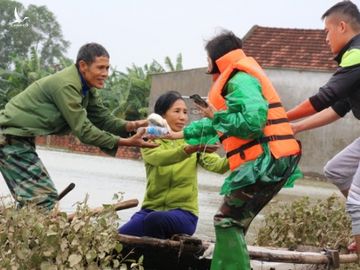 Nước mắt nơi tâm lũ - 11