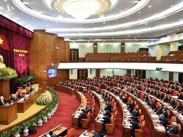 lanh dao Dang, Nha nuoc du Hoi nghi Trung uong 13 anh 11