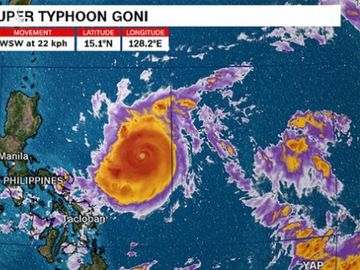 Philippines sơ tán hàng ngàn người tránh ‘siêu bão mạnh nhất thế giới Goni - Ảnh 1.