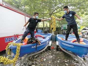 Philippines sơ tán hàng ngàn người tránh ‘siêu bão mạnh nhất thế giới Goni - Ảnh 5.