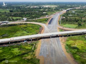 Nút giao Thân Cửu Nghĩa kết nối với cao tốc TP HCM - Trung Lương, hồi tháng 9/2020. Ảnh: Cửu Long.