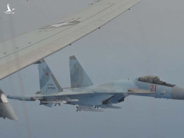 Lộ diện tên lửa Nga trang bị cho Su-57 và Su-35: “Chấp tất” các đối thủ phương Tây! - Ảnh 2.