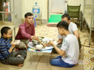 Thành tích 'đáng nể' của chàng trai xương thủy tinh đỗ ĐH Bách khoa Hà Nội