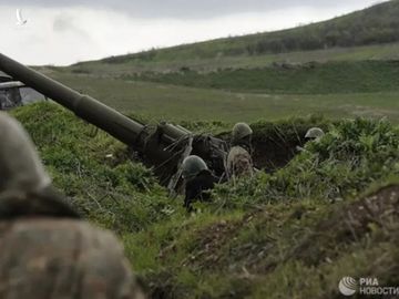 Giao tranh ác liệt tiếp tục diễn ra ở Nagorno-Karabakh giữa Azerbaijan và Armenia - 1