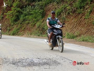 Nghệ An: Đường chưa bàn giao đã sụt lún chi chít, đâu là nguyên nhân?