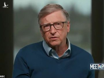 Tỉ phú Bill Gates chỉ trích Tổng thống Donald Trump về Covid-19 - Ảnh 1.