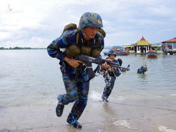 “Lá chắn thép” bảo vệ bình yên biển, đảo Đông Bắc của Tổ quốc