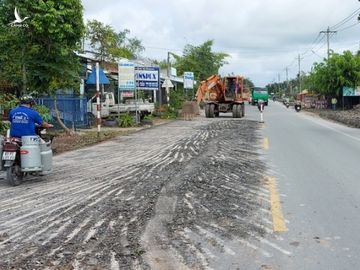 Nang cap quoc lo 1 o mien Tay anh 1