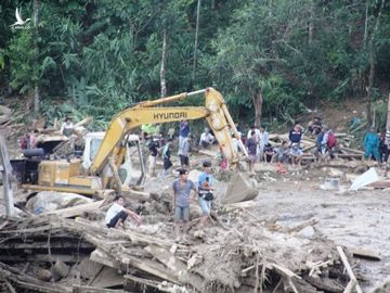 Chỉ trong thời gian ngắn, đã có 3 vụ sạt lở khiến nhiều người chết, hàng chục người mất tích trên địa bàn tỉnh Quảng Nam, được ghi nhận /// Ảnh: Mạnh Cường