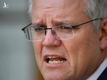 Thủ tướng Úc Scott Morrison phát biểu trong một buổi họp báo ở thủ đô Canberra /// Reuters