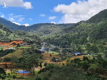 “Làng biệt thự” xây dựng trái phép tại Đarahoa, tiểu khu 268 /// ẢNH: LÂM VIÊN 