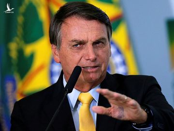 Tổng thống Jair Bolsonaro tại Brasilia ngày 19/10. Ảnh: Reuters.