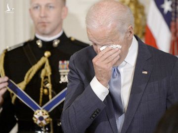 Những hình ảnh đáng nhớ trong cuộc đời ông Joe Biden