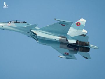 Tiêm kích Su-30SM trước khi được bàn giao cho Armenia. Ảnh: Avia Press Photo.