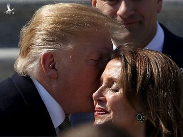 Vì sao bà Nancy Pelosi có thể khiến Donald Trump thua cử - ngay cả khi Joe Biden không thắng? - Ảnh 1.