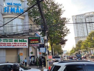 Công an bao vây khám xét nhà thuốc Sơn Minh - Sĩ Mẫn ở Biên Hòa - Ảnh 11.