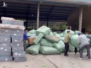 Quảng Ninh: Phá đường dây buôn lậu cực lớn ở khu vực cửa khẩu, thu giữ 500 tấn hàng - ảnh 2