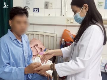 Người đàn ông chưa có dấu hiệu đột quỵ trước đó, nhưng có hai yếu tố nguy cơ là đái tháo đường và tăng huyết áp. Ảnh: Bệnh viện cung cấp.