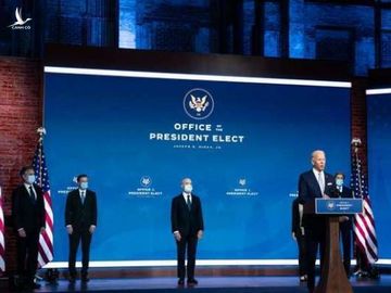 Áp lực bủa vây dàn nội các của ông Biden