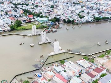 Cống kiểm soát triều Phú Xuân, hồi tháng 5. Ảnh: TNG.