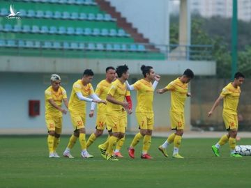 Những tân binh nào sẽ trụ lại đội tuyển Việt Nam? - 1