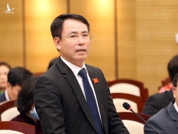 Cát sông Hồng đẹp như cô gái tuổi 18 nên thường xuyên bị nhòm ngó - 2 Cát sông Hồng đẹp như cô gái tuổi 18 nên thường xuyên bị nhòm ngó - 2