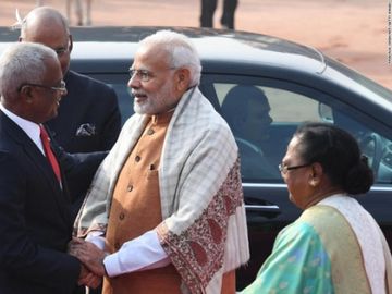 Đảo quốc nhỏ nhất châu Á gánh núi nợ sau khi nhận chương trình tài trợ hào phóng từ TQ - Ảnh 4.