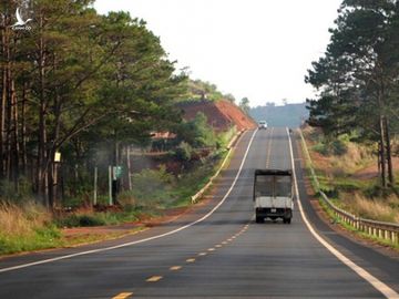 Doanh nghiệp làm đường phẳng không tì vết vừa trúng thầu cao tốc Nha Trang - Cam Lâm - Ảnh 3.