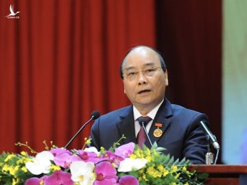 biểu dương các tấm gương thi đua yêu nước ảnh 1 bieu duong cac tam guong thi dua yeu nuoc anh 1