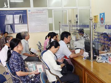 Đại hội Đảng XIII và chuyện về những công bộc của dân (bài cuối): &quot;Ném chuột không ngại vỡ bình&quot; - Ảnh 2.