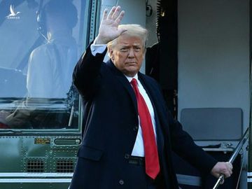 Cựu Tổng thống Donald Trump từng các đồng minh ra sức theo đuổi các vụ kiện gian lận bầu cử nhằm đảo ngược chiến thắng của ông Biden nhưng không thành (Ảnh: Reuters)