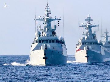 Chiến hạm hải quân Trung Quốc diễn tập tại Biển Đông, ngày 4/1. Ảnh: PLA.