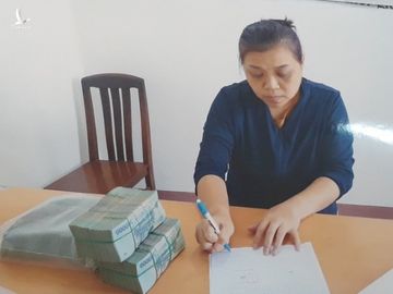 Bị cáo Tôn Nữ Thị Huyền cầm đầu đường dây mua bán nội tạng người xuyên quốc gia /// ẢNH: TRẦN TIẾN CHỤP TỪ TƯ LIỆU