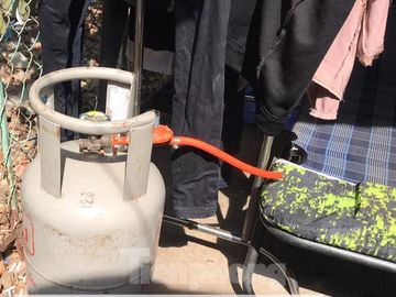 Bình gas nam thanh niên dọa cho nổ Bình gas nam thanh niên dọa cho nổ