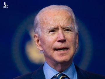 Joe Biden phát biểu tại Nhà hát Queen ở Wilmington, bang Delaware hôm 28/12. Ảnh: AFP.