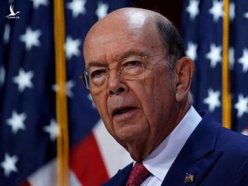 Bộ trưởng Thương mại Wilbur Ross phát biểu tại một hội nghị ở bang Maryland năm 2017. Ảnh: Reuters.