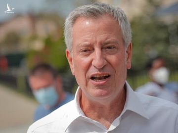 Thị trưởng New York Bill de Blasio ở Brooklyn tháng 9/2020. Ảnh: Reuters.