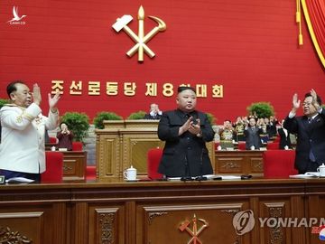 Bóng hồng đặc biệt vừa xuất hiện phía sau ông Kim Jong-un - Ảnh 1.