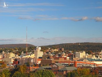 Thành phố Scranton thuộc quận Lackawanna, phía đông bắc tiểu bang Pennsylvania. Quê hương của Joe Biden được chú ý hơn kể từ khi ông tranh cử Tổng thống Mỹ thứ 46. Tuy nhỏ bé, Scranton có bề dày lịch sử phong phú và những câu chuyện, điểm tham quan thú vị. Ảnh: Amateur Traveler