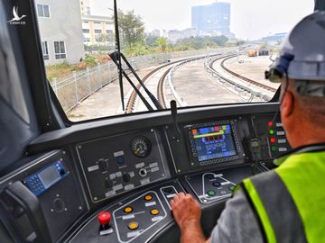 Chạy thử đoàn tàu đầu tiên của tuyến metro Nhổn - ga Hà Nội - Ảnh 3.