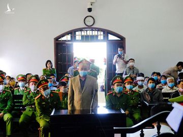 Xét xử nguyên bí thư đảng ủy xã giết người, đốt xác - Ảnh 1. Xét xử nguyên bí thư đảng ủy xã giết người, đốt xác - Ảnh 1.