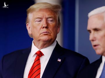 Cựu tổng thống Donald Trump (trái) và cựu phó tổng thống Mike Pence tại Nhà Trắng hồi tháng 3/2020. Ảnh:Reuters.