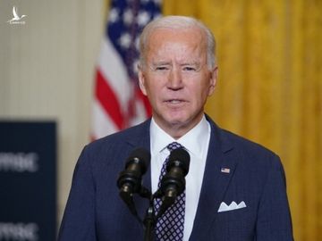 Biden phát biểu tại hội nghị hôm 19/2. Ảnh: AFP.