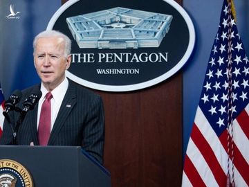 Tổng thống Joe Biden phát biểu trong chuyến thăm Lầu Năm Góc ở thủ đô Washington hôm 10/2. Ảnh: AFP.