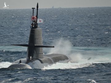 Một tàu ngầm lớp Soryu của Nhật làm nhiệm vụ trên biển năm 2019. Ảnh: JMSDF.