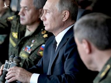Một loạt tướng cấp cao Nga bí mật tới Syria: Ông Putin đang toán tính điều gì? - Ảnh 1.