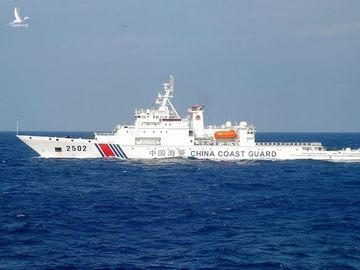 Một tàu hải cảnh Trung Quốc xuất hiện gần quần đảo tranh chấp với Nhật Bản, Senkaku/Điếu Ngư /// REUTERS