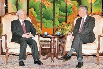 Tổng Bí thư Nguyễn Phú Trọng và Thủ tướng Singapore Lý Hiển Long
