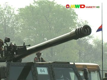 Quân đội Myanmar từng triển khai xe tăng, máy bay, tên lửa... trong các cuộc duyệt binh trước đây.